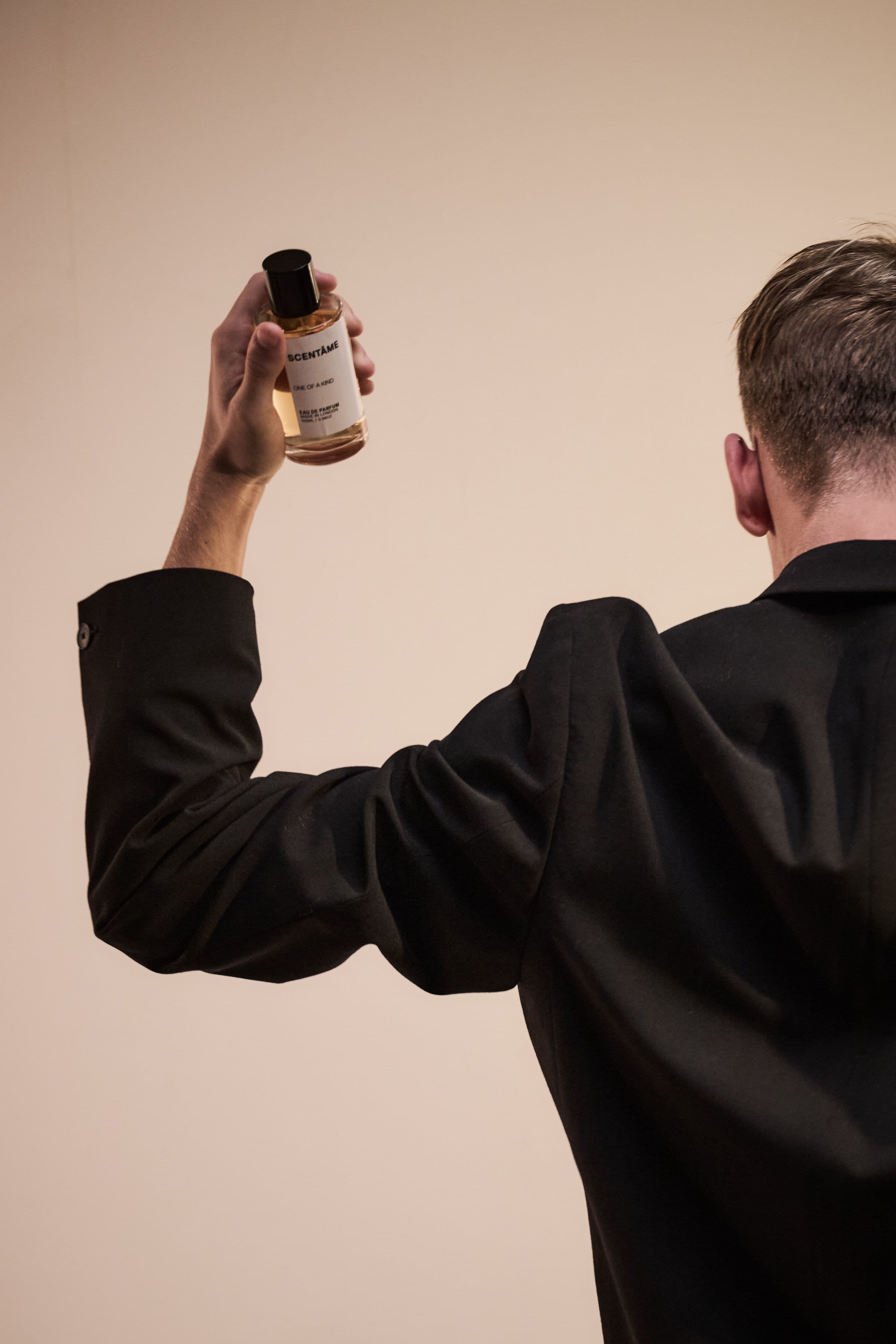 Perfume Notes Explained: A Simple Guide to Understanding Fragrance